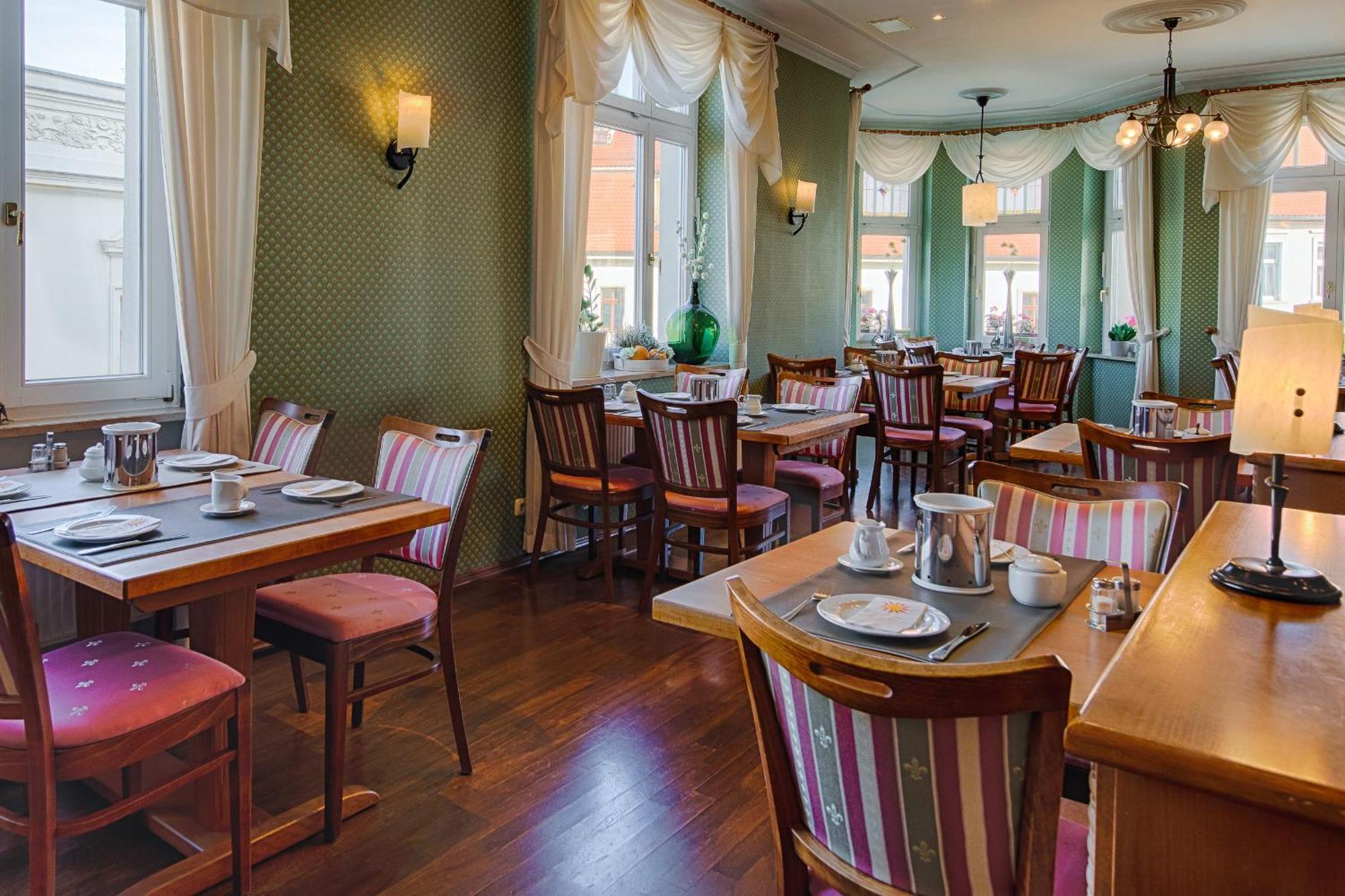 Hotel Fuersteneck Bernburg Dış mekan fotoğraf