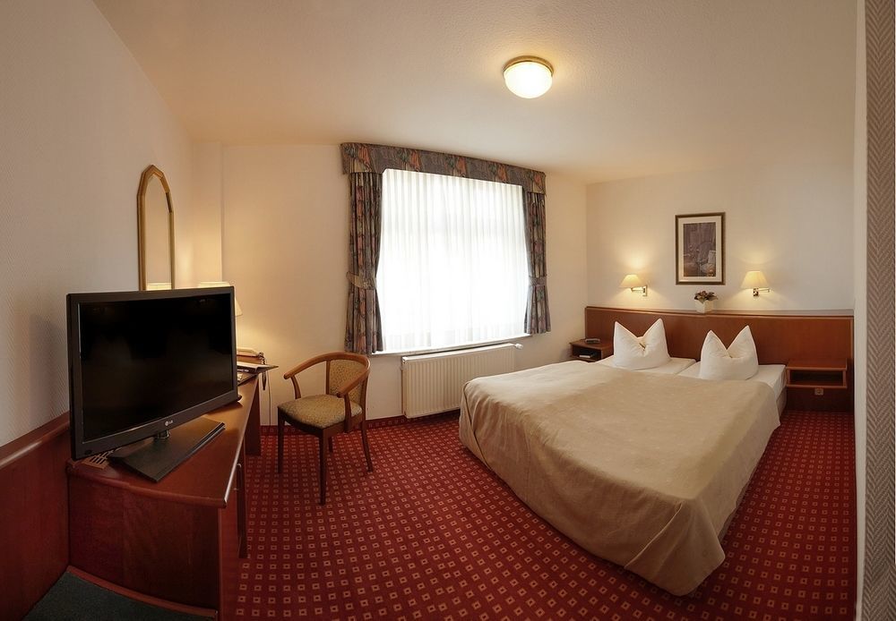 Hotel Fuersteneck Bernburg Dış mekan fotoğraf