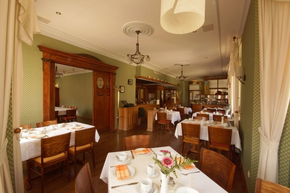 Hotel Fuersteneck Bernburg Dış mekan fotoğraf