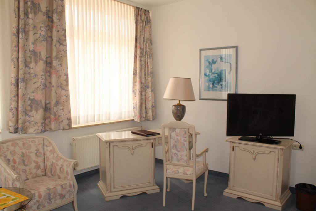 Hotel Fuersteneck Bernburg Dış mekan fotoğraf