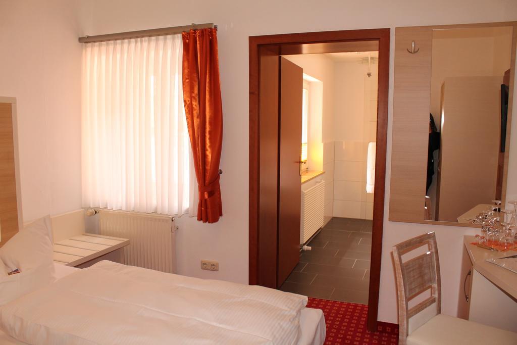 Hotel Fuersteneck Bernburg Dış mekan fotoğraf