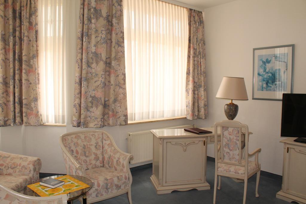 Hotel Fuersteneck Bernburg Dış mekan fotoğraf